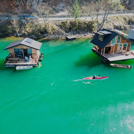 Lake House Perucac Rastiste Buitenkant foto